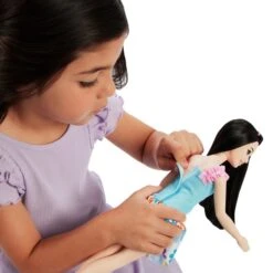 Mattel My First Barbie Renee Mit Fuchs (schwarzeHaare), Puppe -Trendiger Spielzeugladen Mattel My First Barbie Renee mit Fuchs schwarzeHaare Puppe@@1888848 5